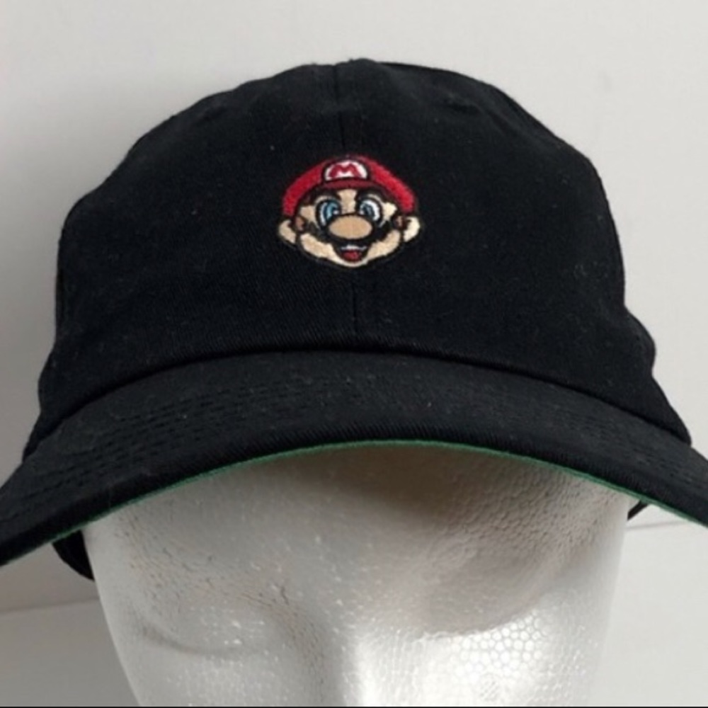 🎃4/20🎃Mario brothers black youth hat.